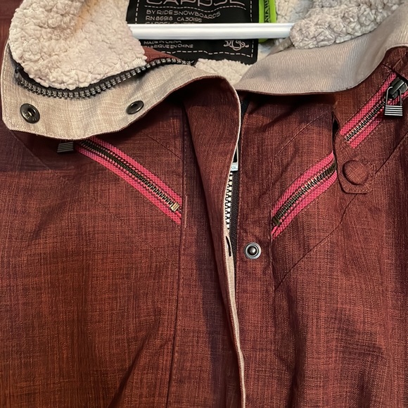 Winter Parka - Picture 3 of 7